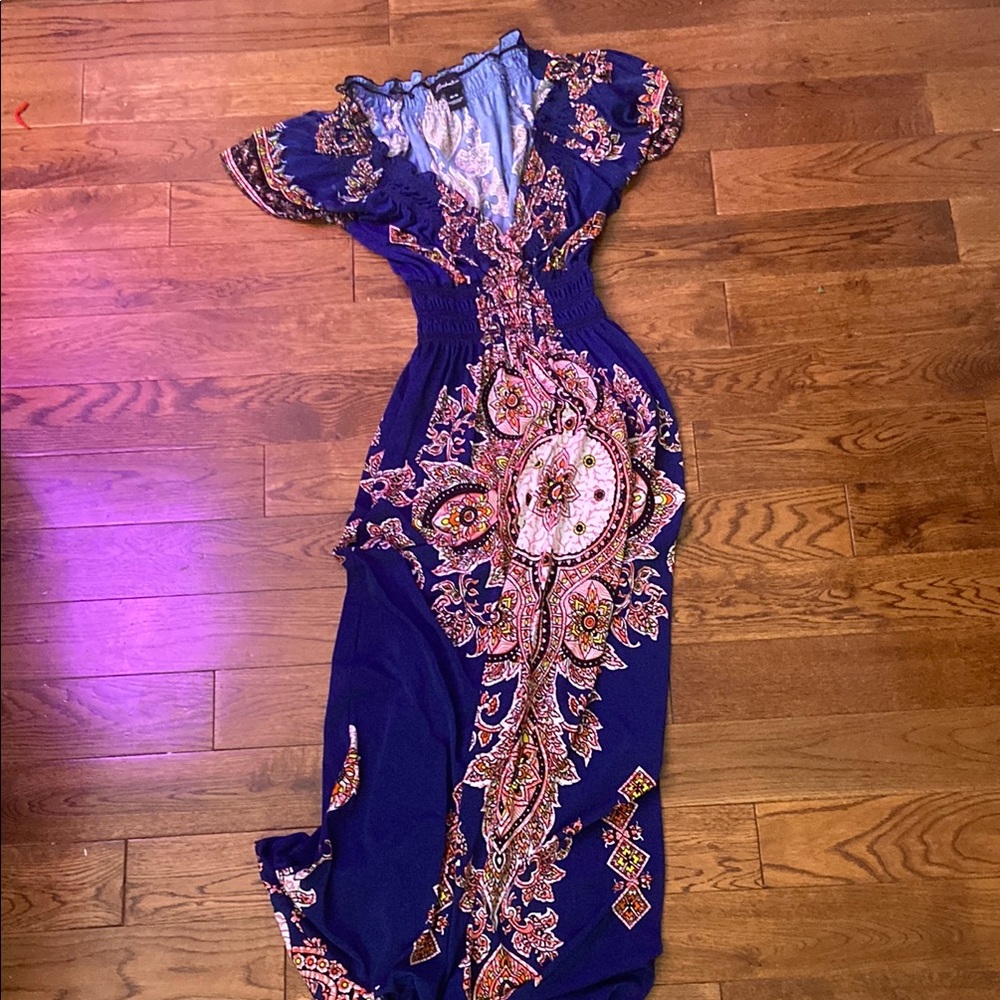 Elegant Blue Paisley Maxi Dress